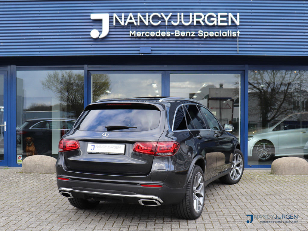 52021378-1.jpg